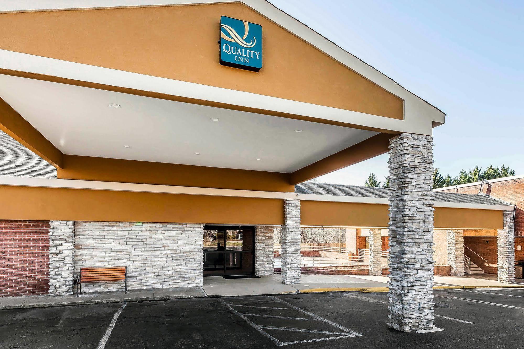 Quality Inn South Boston - Danville East Exterior photo