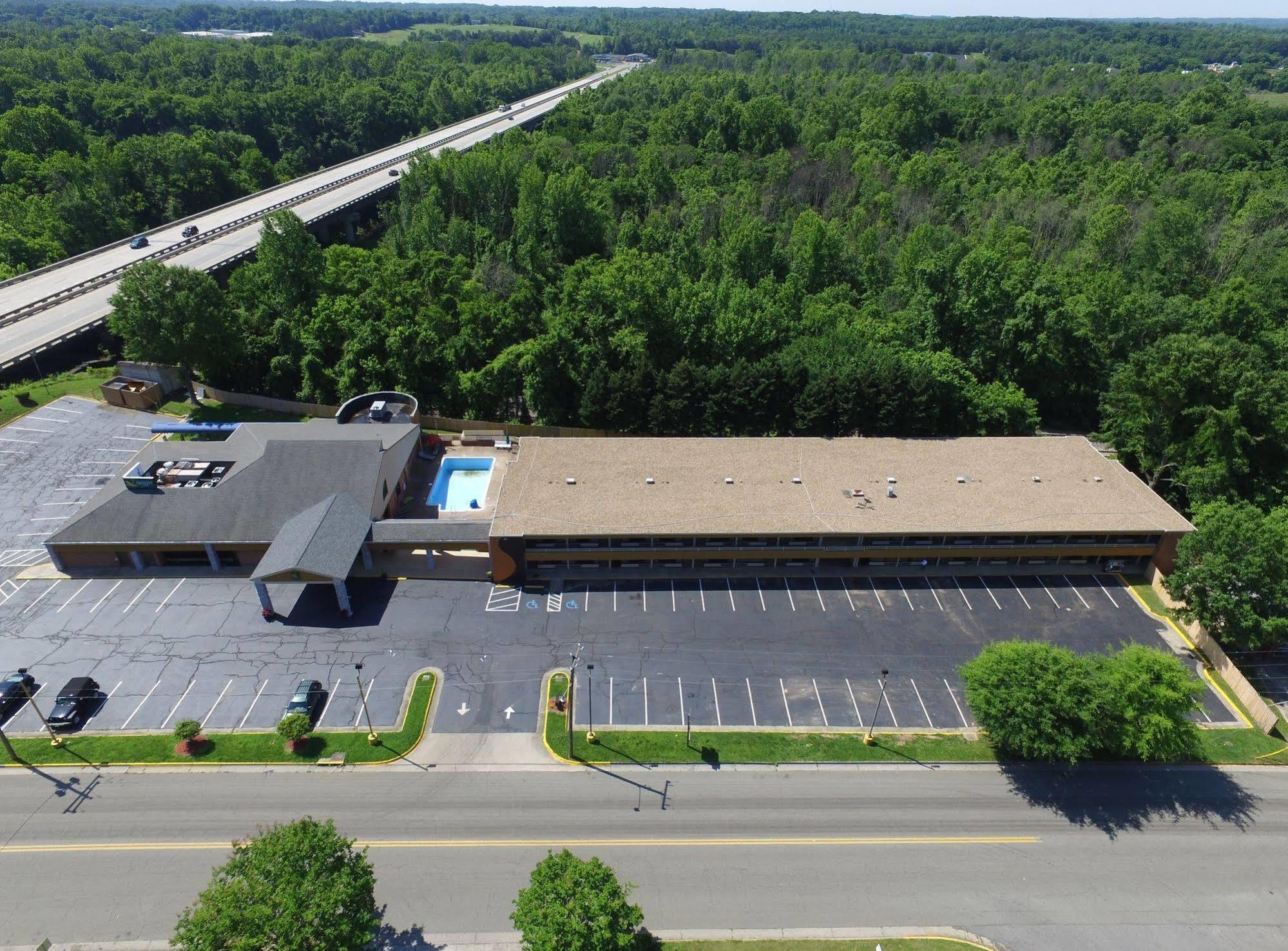 Quality Inn South Boston - Danville East Exterior photo